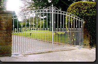 MacArt Design - steel gates, side gates, railings, balconies, stairs and timber gates manufactured, fitted and restored in Limerick, Clare, Cork and Tipperary.